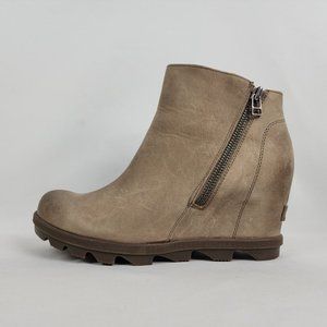 Women's Tan Ankle Boots